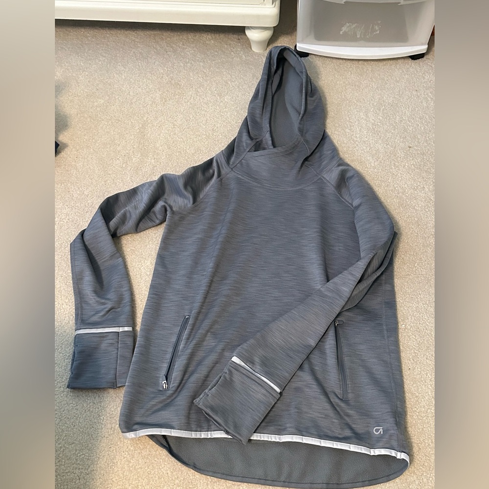 Gap Fit women’s fleece grey hoodie / size medium / hood, pocket, thumb holes